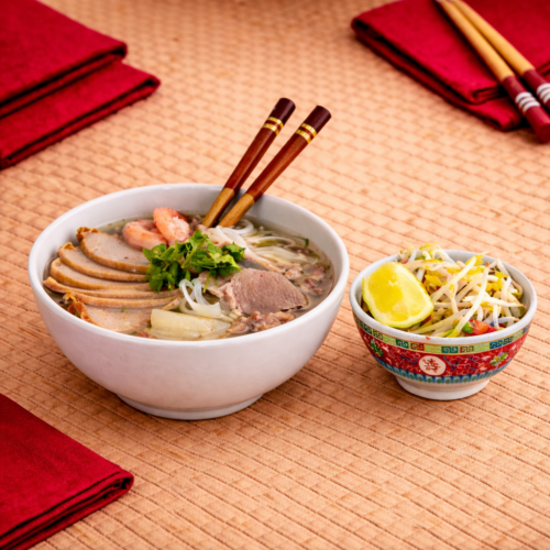 Soupe Phnom Penh (porc et crevettes)